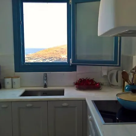 Simousi By The Sea *