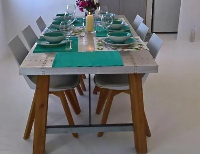 Villa Simousi By The Sea