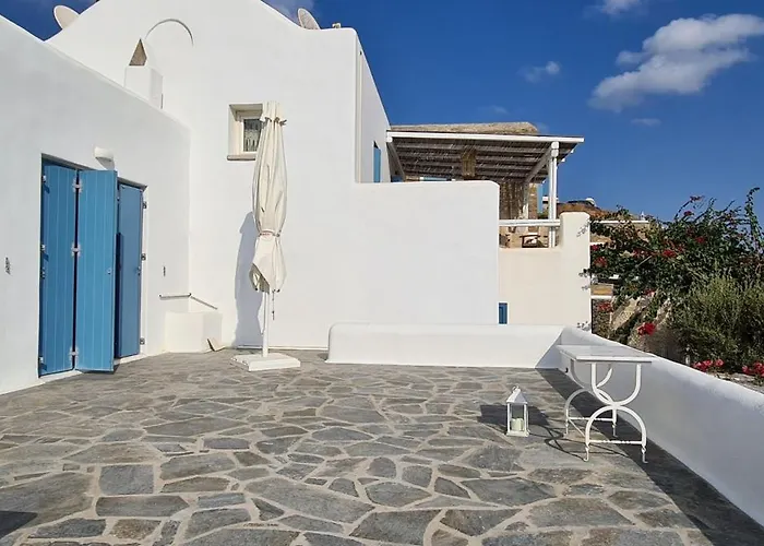 Villa Simousi By The Sea